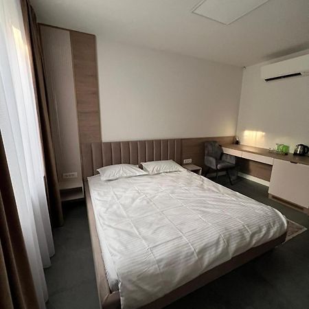 Apartamento Arcgroup Medical Oradea Exterior foto