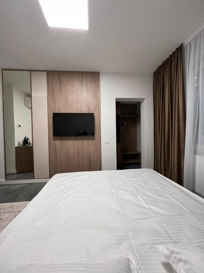 Apartamento Arcgroup Medical Oradea Exterior foto
