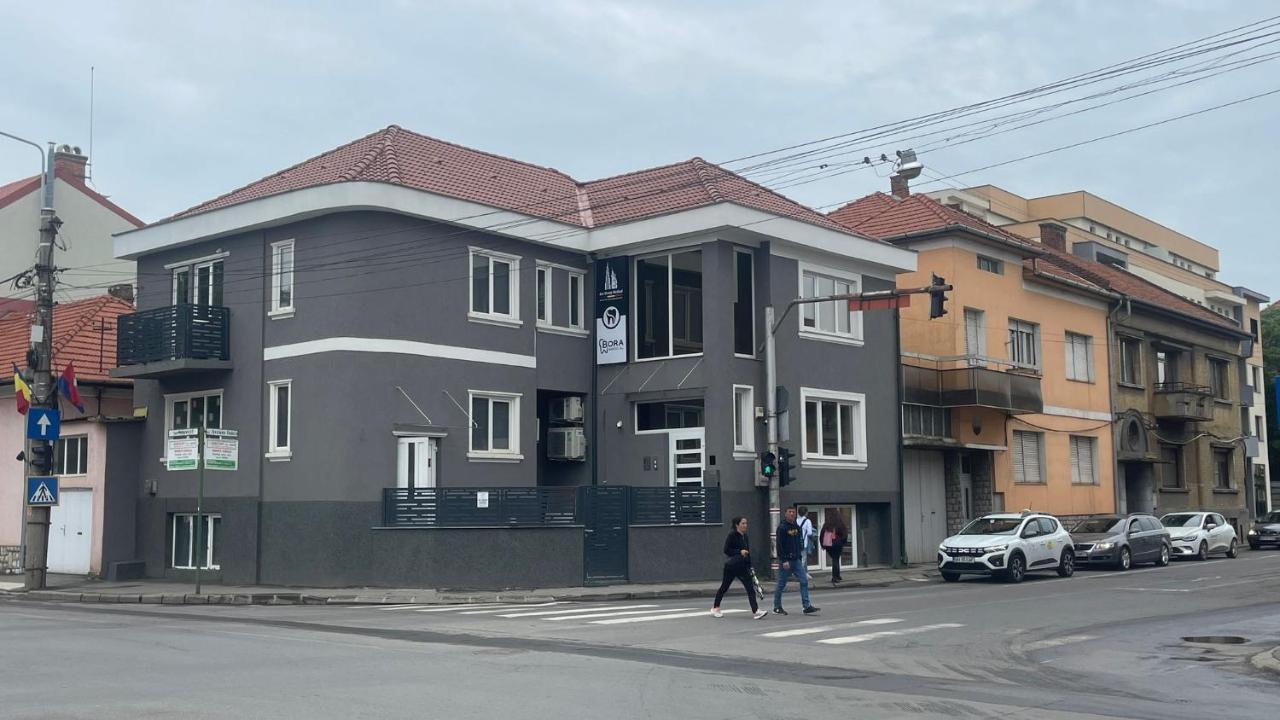 Apartamento Arcgroup Medical Oradea Exterior foto
