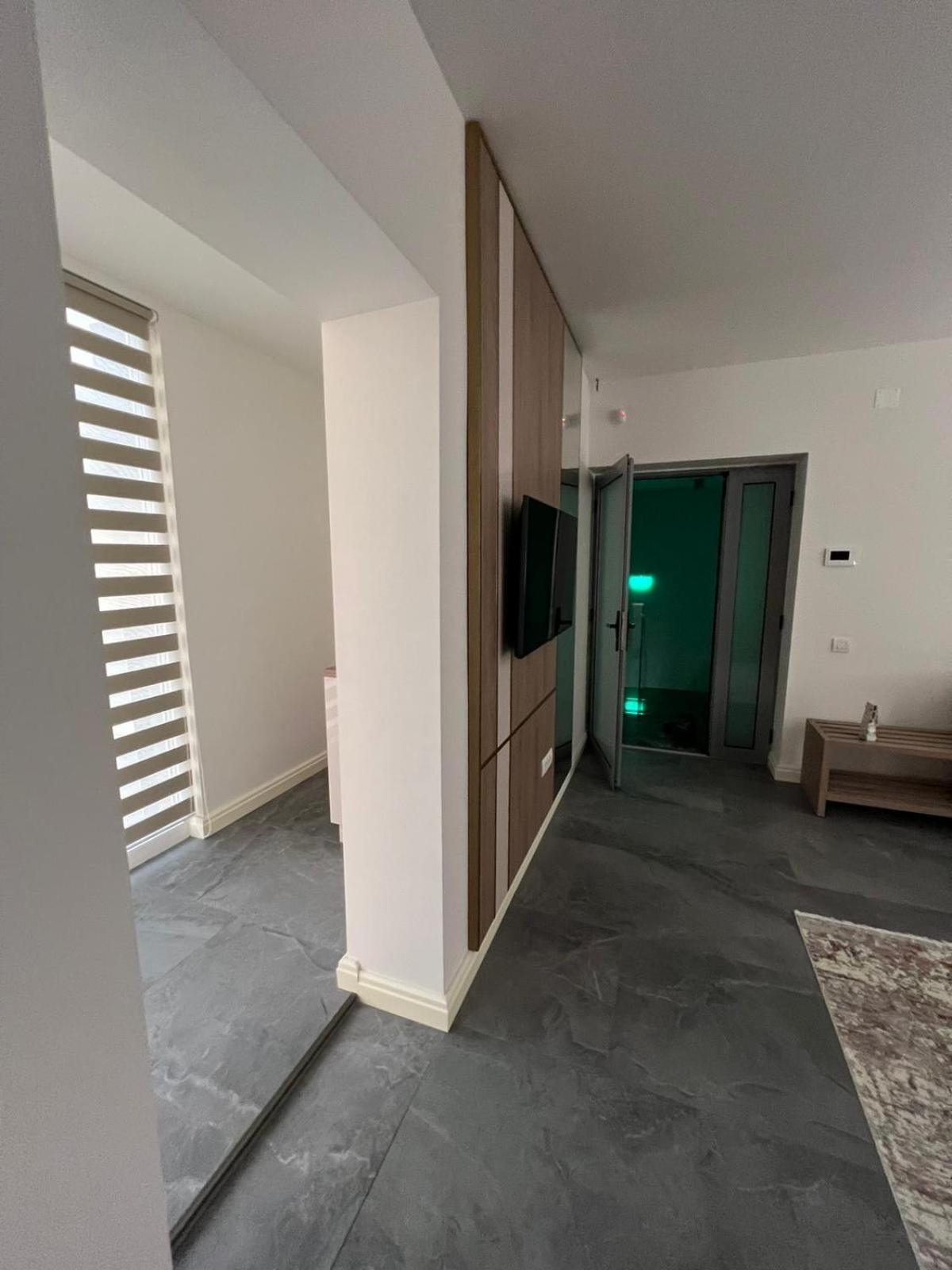 Apartamento Arcgroup Medical Oradea Exterior foto
